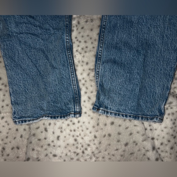 Abercrombie Ultra High Rise 90s Straight Jean - Picture 6 of 6